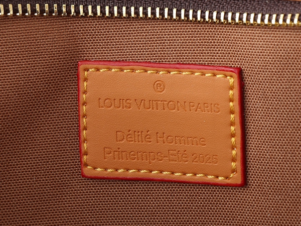 ルイヴィトンバッグ着用イメージ